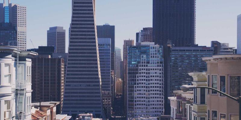 构建数据治理人才梯队：ACCPDG认证如何驱动企业职业发展与技能升级